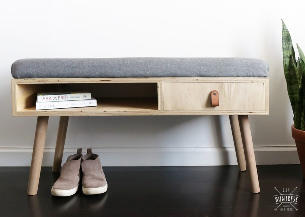 Retro Upholstered Entryway Bench
