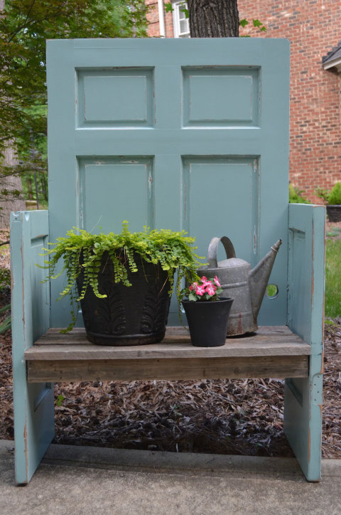 DIY Bench From a Repurposed Door 