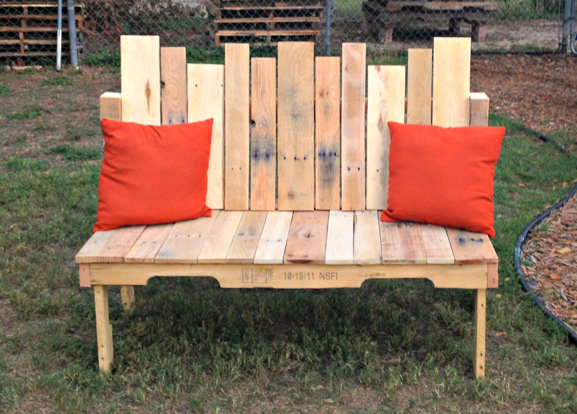 Pallet Wood Bench