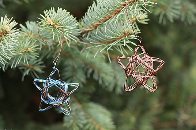 Handmade Star Wire Ornament