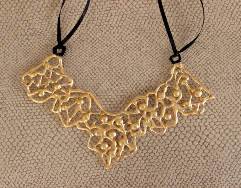 Elegant Gold Hot Glue Necklace