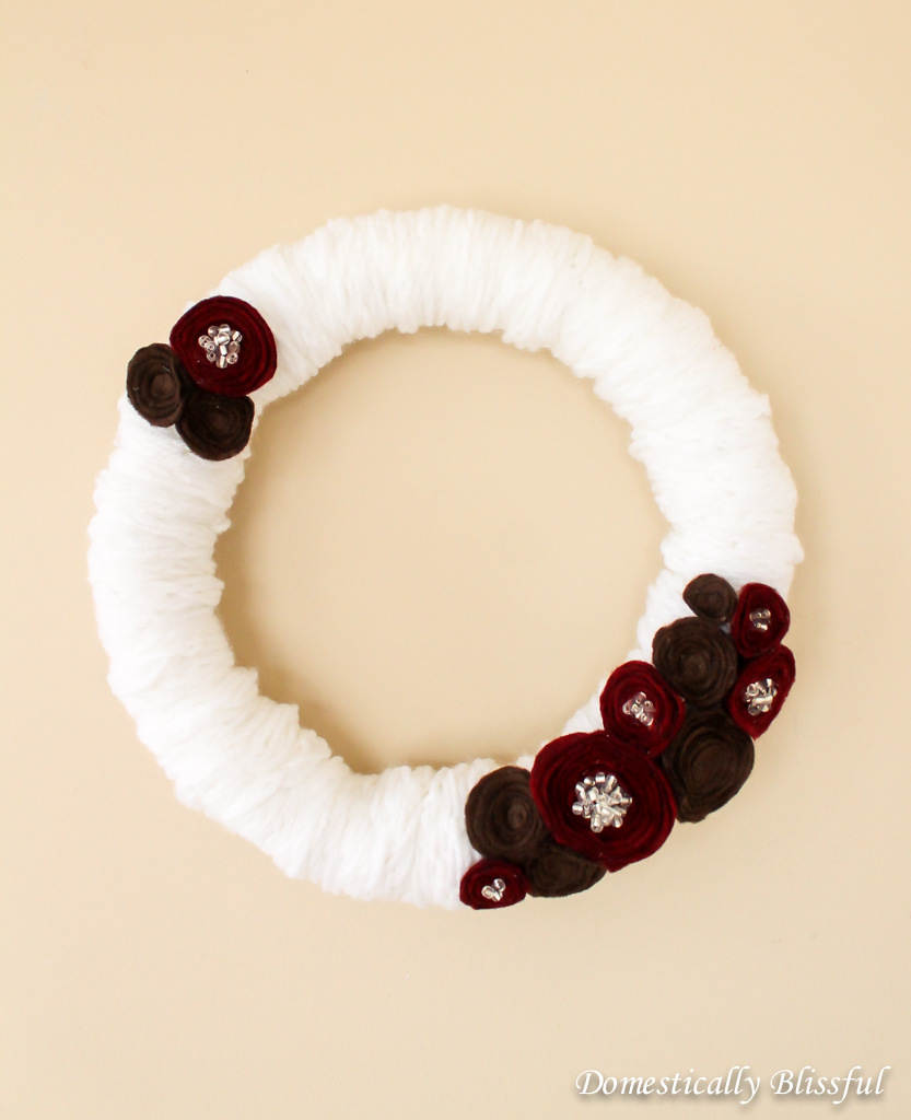 Finger knitted wreath