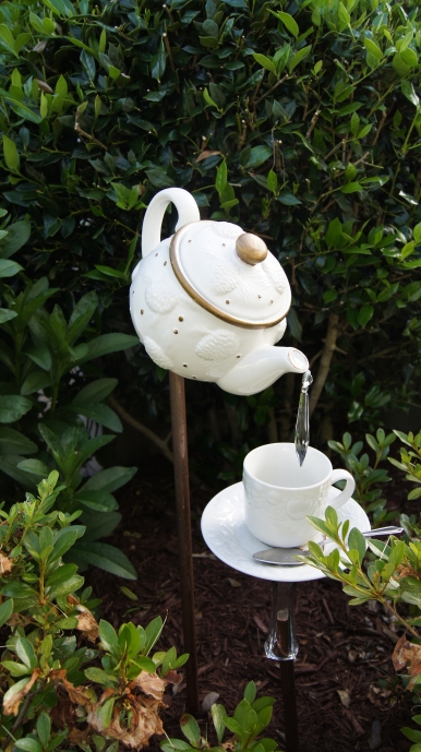 Teapot Garden Feature