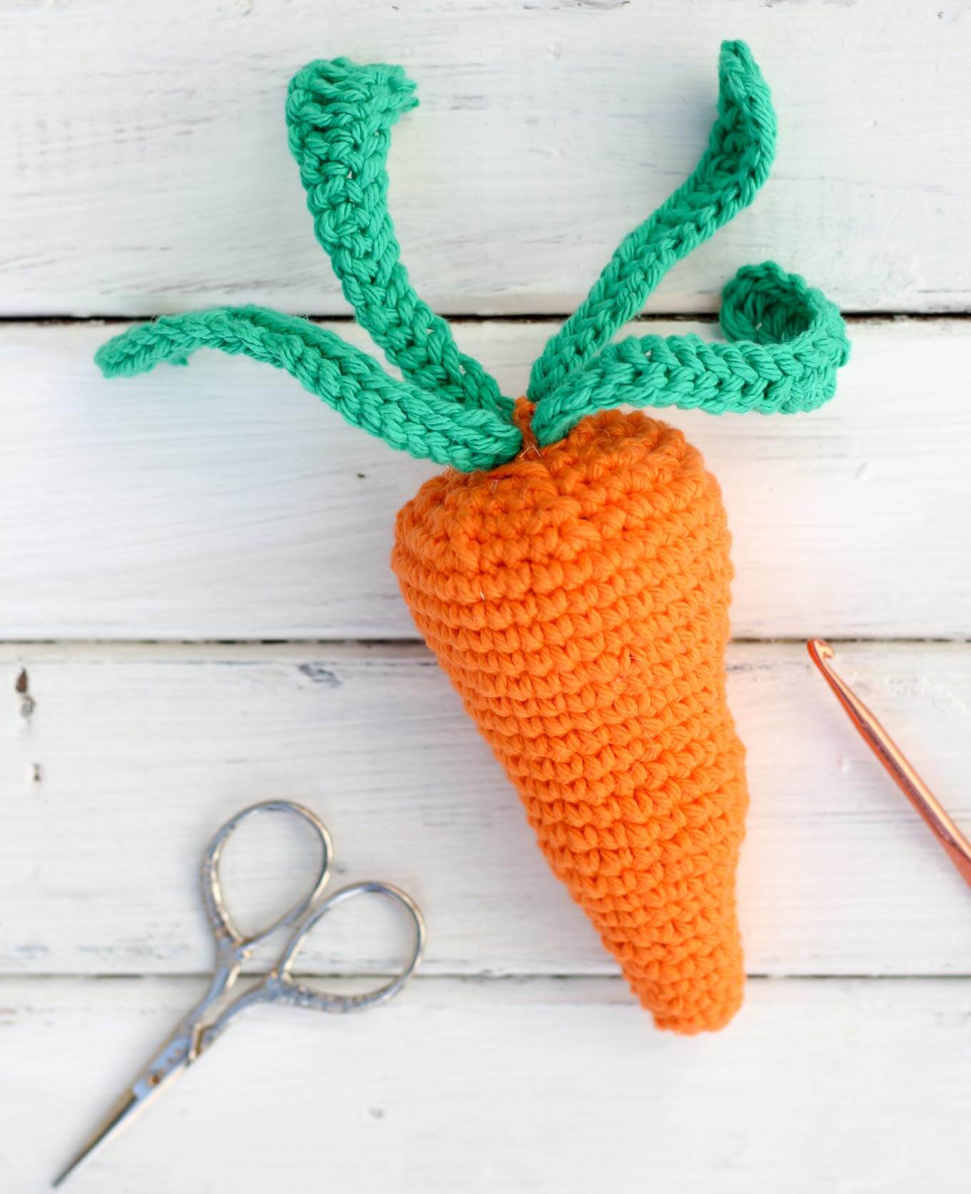 Free crochet carrot pattern