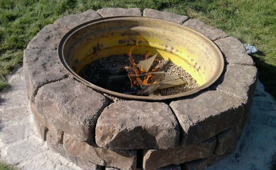 Old Steel Rim Fire Pit Cool Diy Ideas, Steel Bucket Fire Pit