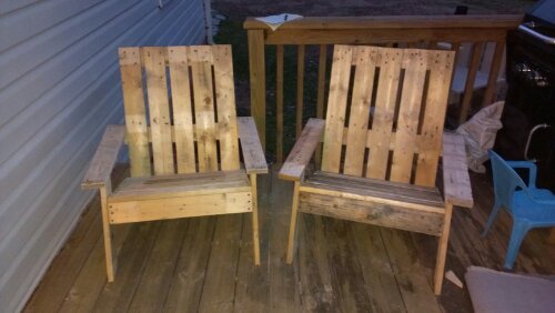 Pallet Adirondack chair