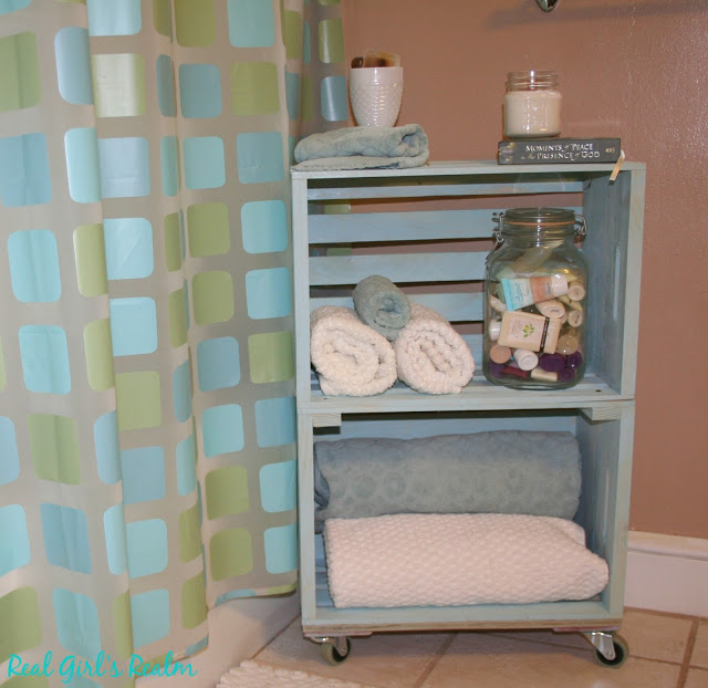 Rolling Storage Using Wooden Crates